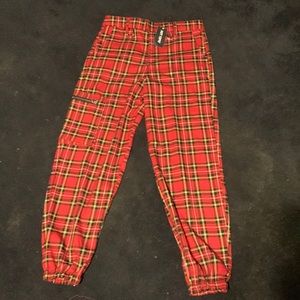 -plaid pants